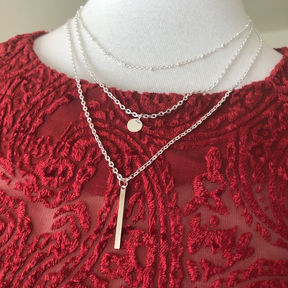 Silver Muliti Layer Delicate Pendant Necklace - Picture 2 of 4